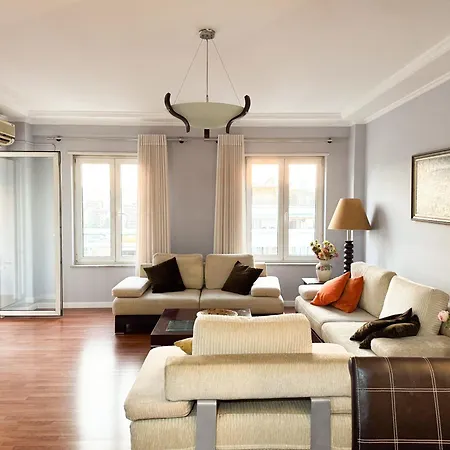 Cozy Near The Pyramid, Center Апартаменты